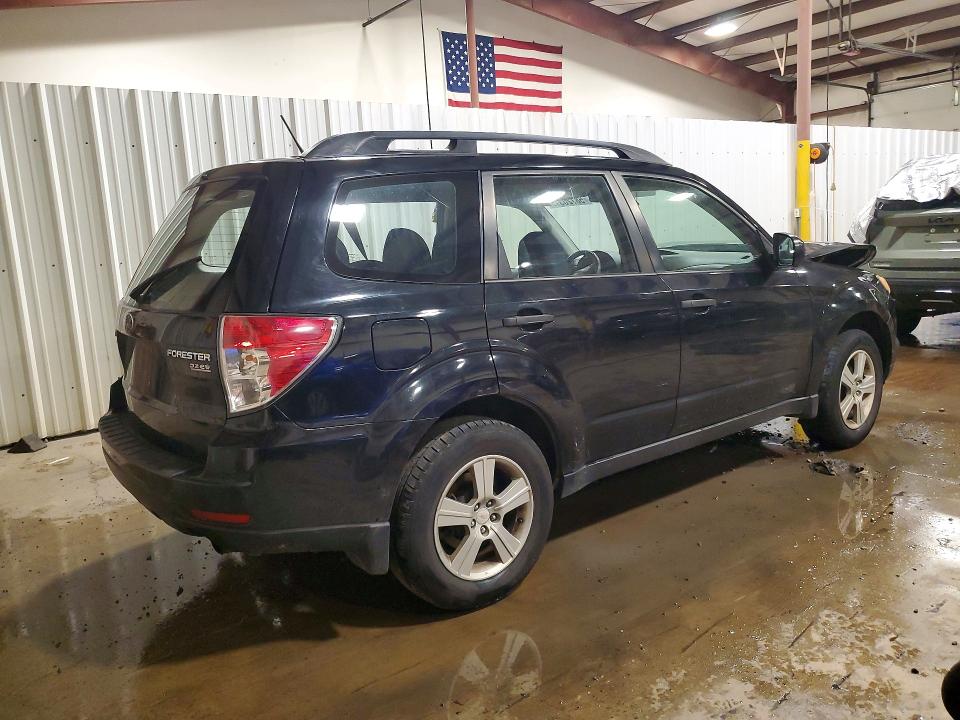 2013 Subaru Forester VIN JF2SHABC4DH410355 COPART salvage auction — FRONT END, Md - Cert Of Salvage > 75% Damage, sold $425 on 2026-07-31 (photo 3)