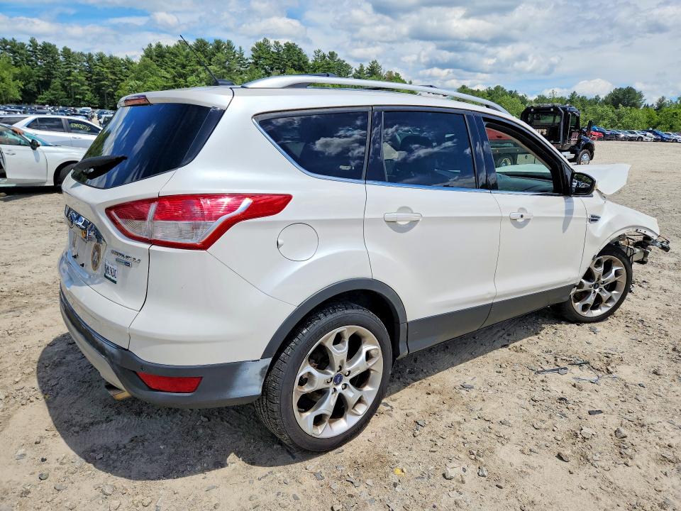 2015 Ford Escape VIN 1FMCU9J97FUA30127 COPART salvage auction — FRONT END, Ma - Cert Of Title-Reconstrctd Coll, sold $400 on 2026-07-02 (photo 3)