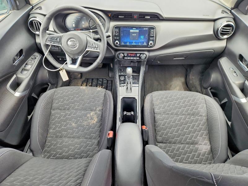 2021 Nissan Kicks VIN 3N1CP5CV3ML546400 COPART salvage auction — SIDE, On - Permit No Brand - Unfit, sold $6,800 on 2026-07-02 (photo 8)
