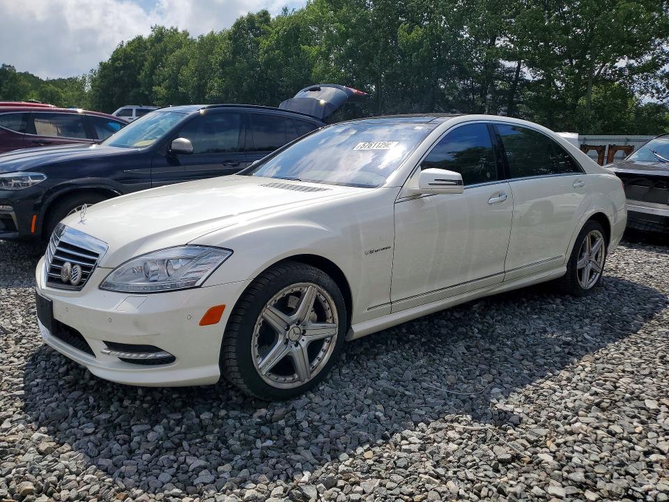 2013 Mercedes-benz S-klasse VIN WDDNG9EB8DA531212 COPART salvage auction — MINOR DENT/SCRATCHES, Ma - Certificate Of Title, sold $6,300 on 2026-08-06 (photo 1)