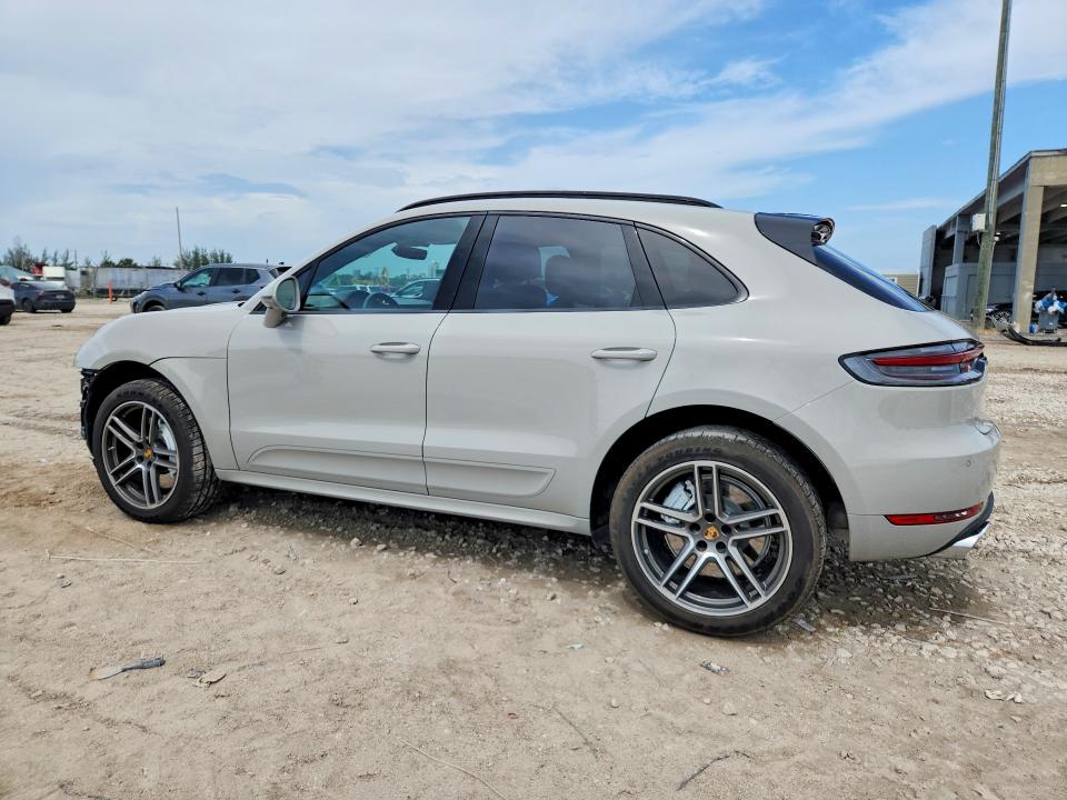 2020 Porsche Macan VIN WP1AF2A52LLB60455 COPART salvage auction — FRONT END, Fl - Cert Of Title Slvg Rebuildable, sold $20,200 on 2026-08-06 (photo 2)