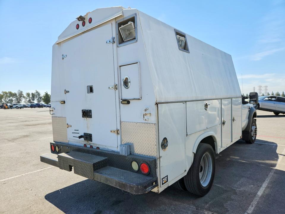 2008 Ford F-550 super duty VIN 1FDAF56R28EB90528 COPART salvage auction — NORMAL WEAR, Ca - Dis/Dlr/Exp Only Clean Title (P), sold $925 on 2026-07-08 (photo 3)