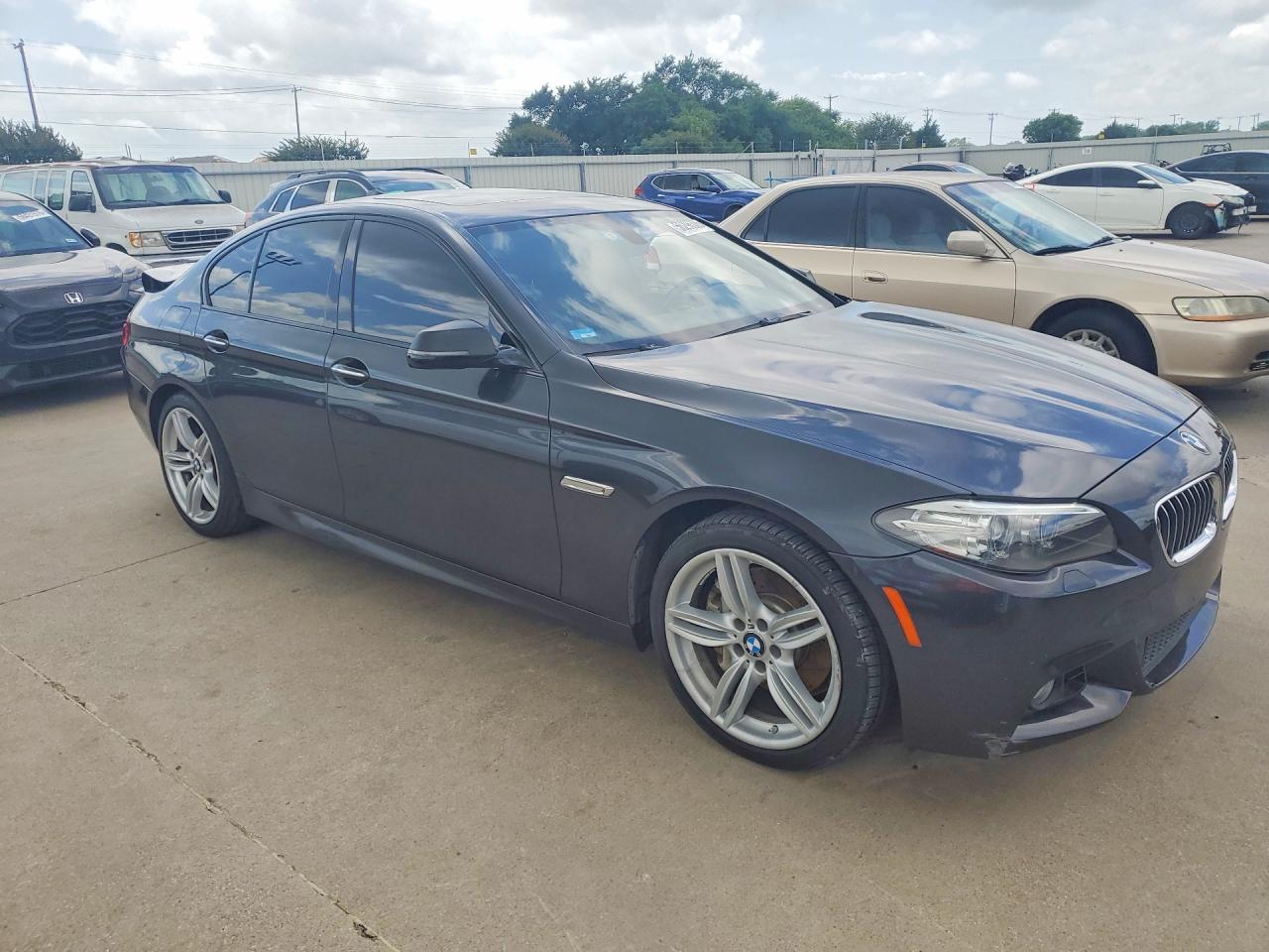 2014 BMW 5 Series VIN WBA5B3C58ED535230 COPART salvage auction — Rear End, TX - SALVAGE VEHICLE TITLE, sold $4,600 on 2026-06-25 (photo 4)