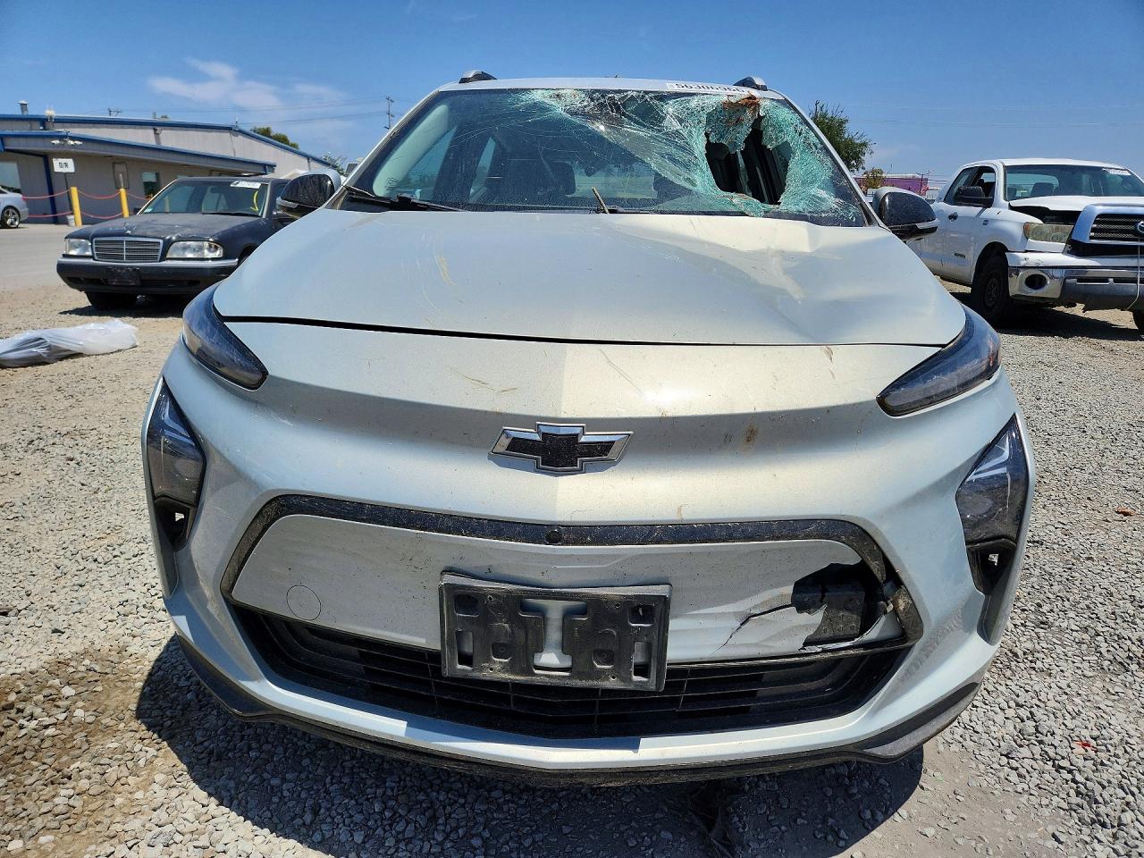 2022 Chevrolet Bolt EUV VIN 1G1FZ6S08N4127801 COPART salvage auction — Top/Roof, CA - SALVAGE CERTIFICATE, sold $7,100 on 2026-07-10 (photo 5)
