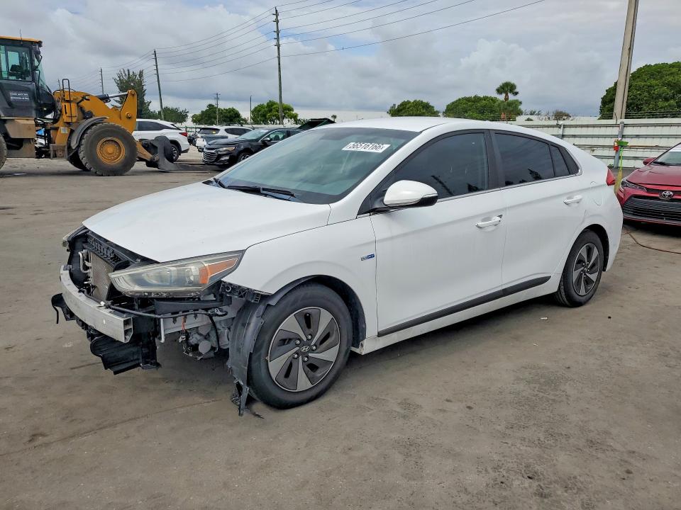 2017 Hyundai VIN KMHC75LC1HU028756 COPART salvage auction — WATER/FLOOD, Fl - Cert Of Title-Slvg Rebld Flood, sold $1,700 on 2026-07-27 (photo 1)