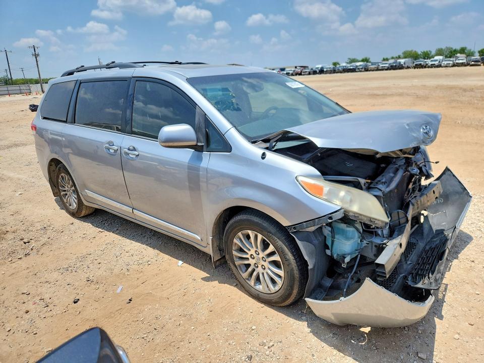 2014 Toyota VIN 5TDYK3DC2ES422522 COPART salvage auction — FRONT END, Tx - Salvage Vehicle Title, sold $2,250 on 2026-07-09 (photo 4)