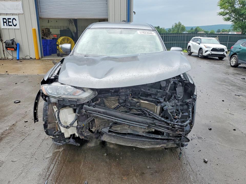 2018 Nissan VIN JN8AT2MV2JW302888 COPART salvage auction — FRONT END, Pa - Certificate Of Salvage, sold $725 on 2026-07-22 (photo 5)