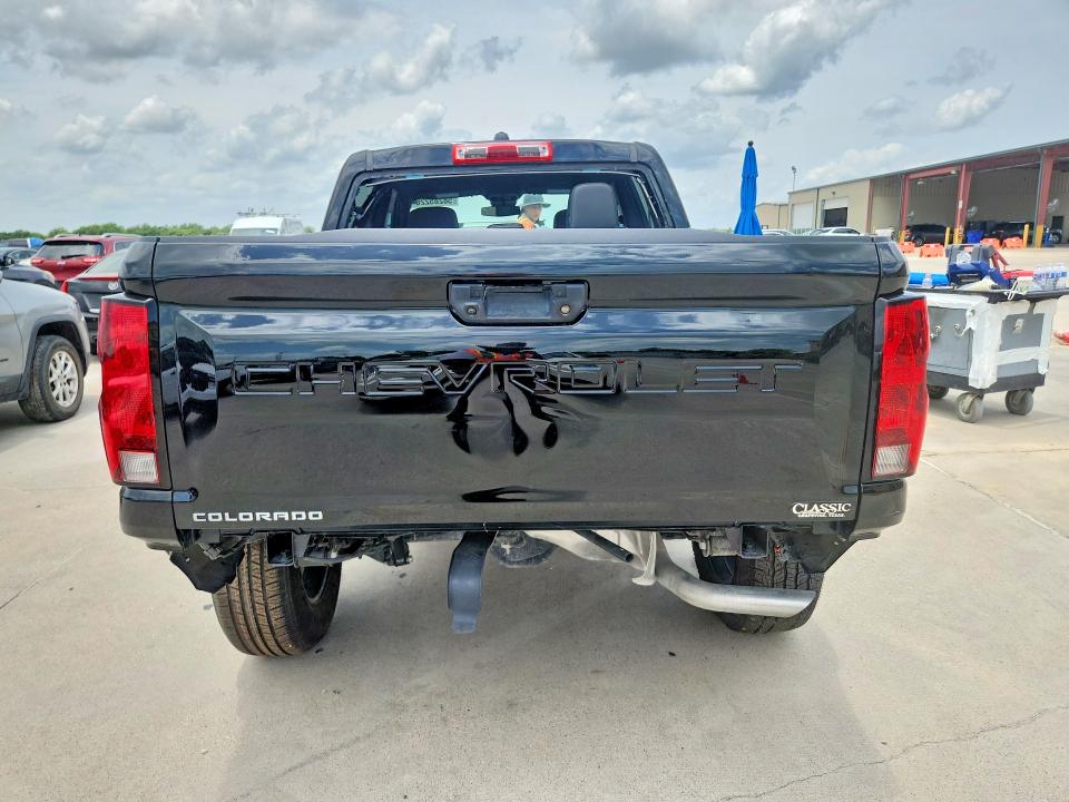 2025 Chevrolet Colorado VIN 1GCPTEEK7S1243881 COPART salvage auction — SIDE, Tx - Salvage Vehicle Title, sold $16,800 on 2026-07-09 (photo 6)