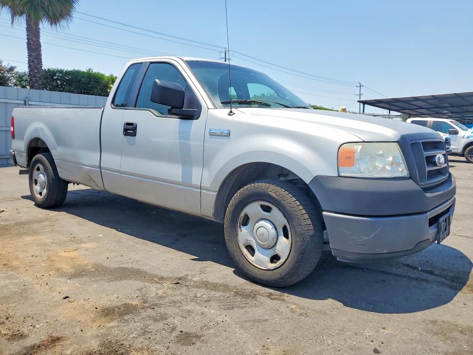 2008 Ford F-150 lightning VIN 1FTRF12218KD20597 COPART salvage auction — SIDE, CA - DIS/DLR/EXP APP FOR DUP CLEAN, sold $875 on 2026-07-09 (photo 4)