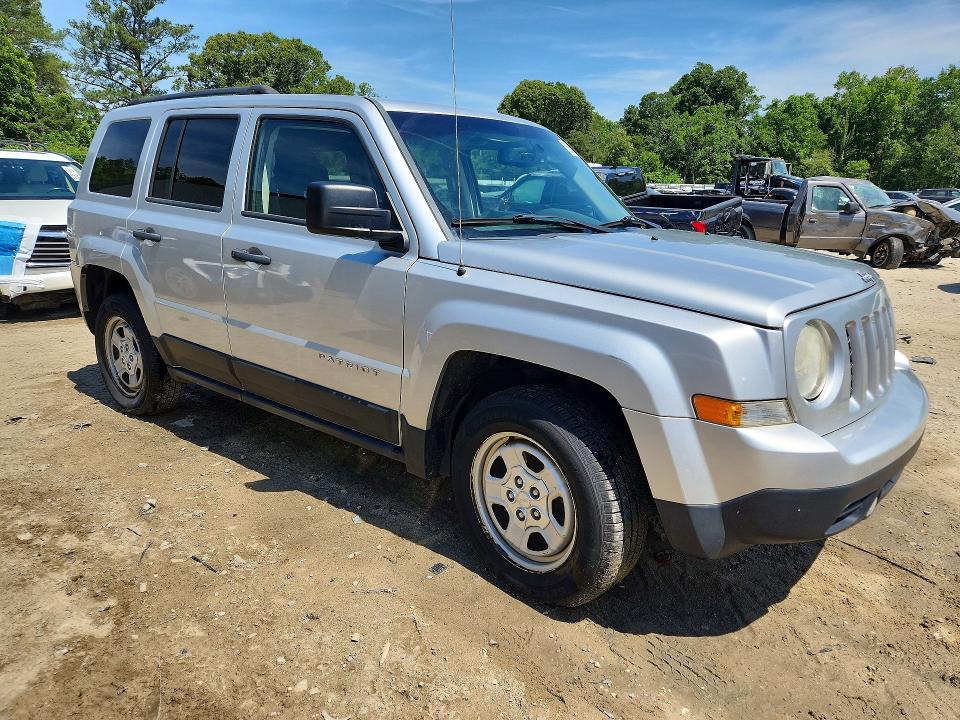 2013 Jeep Liberty (patriot) VIN 1C4NJRBB8DD168182 COPART salvage auction — FRONT END, De - Salvage Certificate, sold $225 on 2026-07-28 (photo 4)