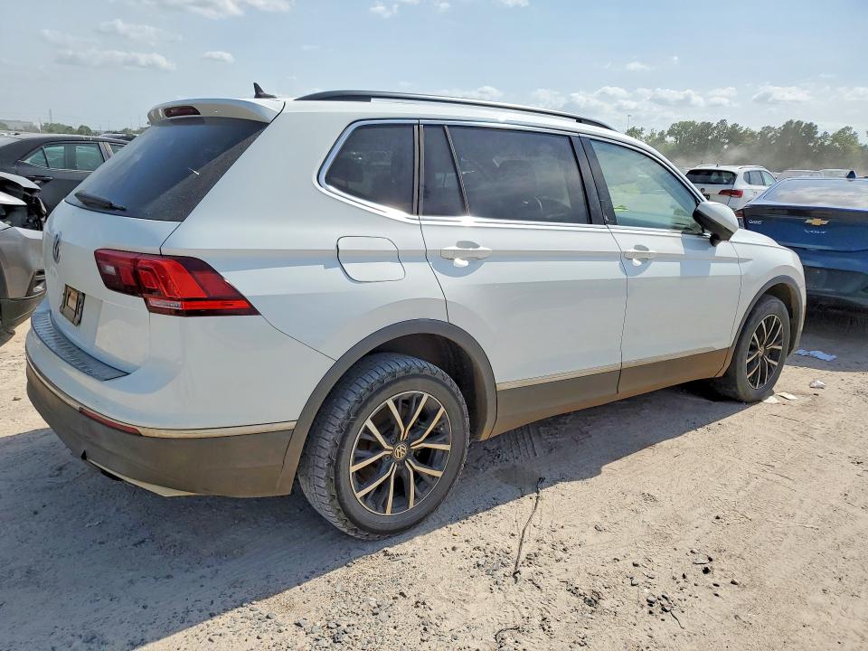 2021 Volkswagen VIN 3VV3B7AX6MM063524 COPART salvage auction — SIDE, Tx - Certificate Of Title, sold $3,500 on 2026-07-31 (photo 3)