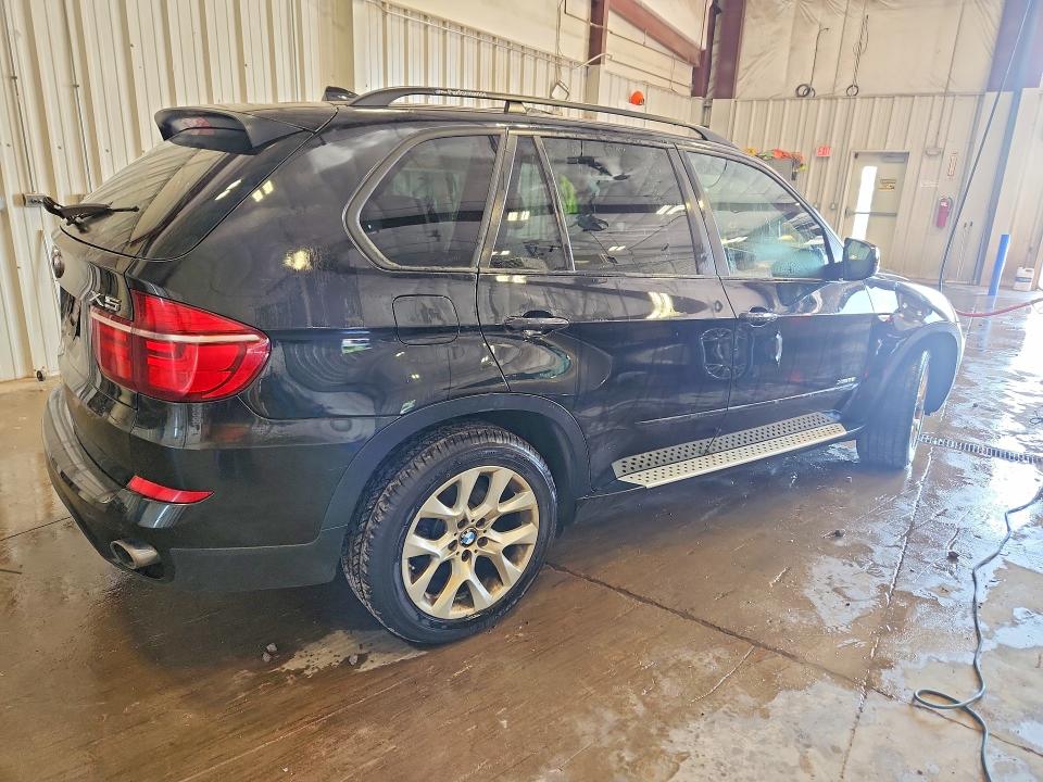 2012 BMW X5 VIN 5UXZV4C58CL987052 COPART salvage auction — HAIL, Wi - Junked Vehicle Bill Of Sale, sold $400 on 2026-07-20 (photo 3)