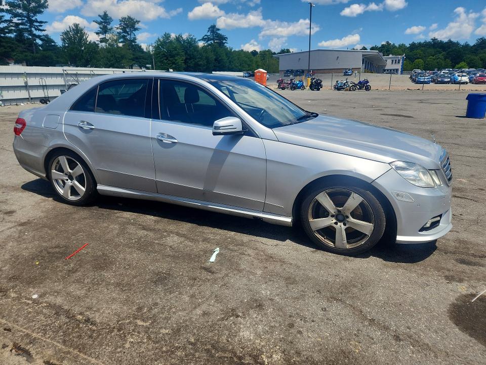 2011 Mercedes-benz E-class VIN WDDHF8HB1BA271979 COPART salvage auction — SIDE, CT - CERT OF TITLE-SALVAGE, sold $1,600 on 2026-07-14 (photo 4)