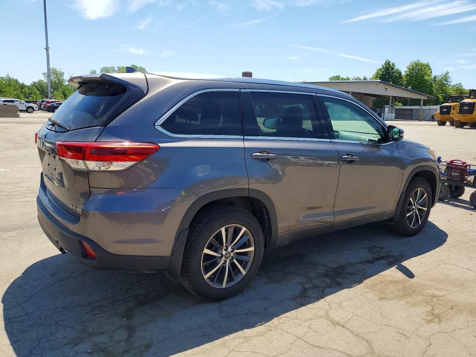 2018 Toyota VIN 5TDJZRFHXJS535525 COPART salvage auction — MINOR DENT/SCRATCHES, Ny - Mv-907A Salvage Certificate, sold $5,500 on 2026-07-09 (photo 3)