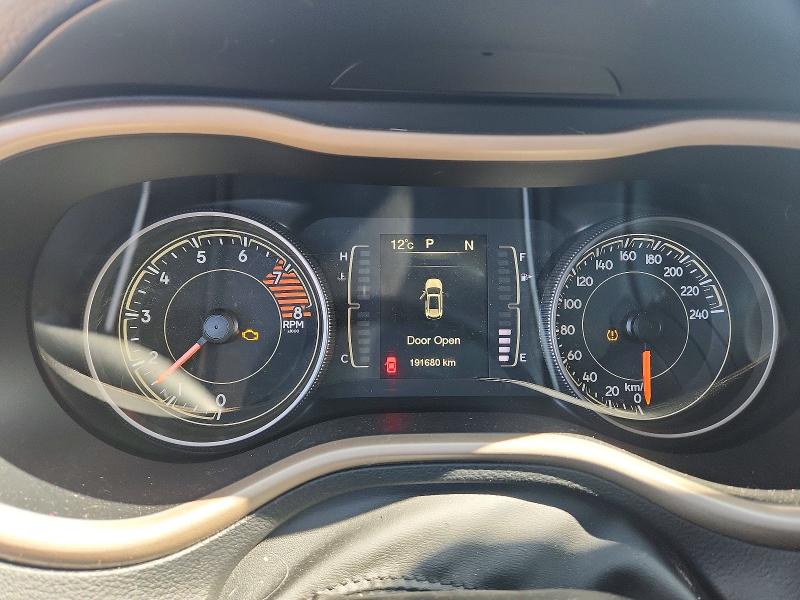2017 Jeep Cherokee VIN 1C4PJMCS9HW521601 COPART salvage auction — FRONT END, Ab - Bos - Salvage, sold $1,000 on 2026-07-02 (photo 9)