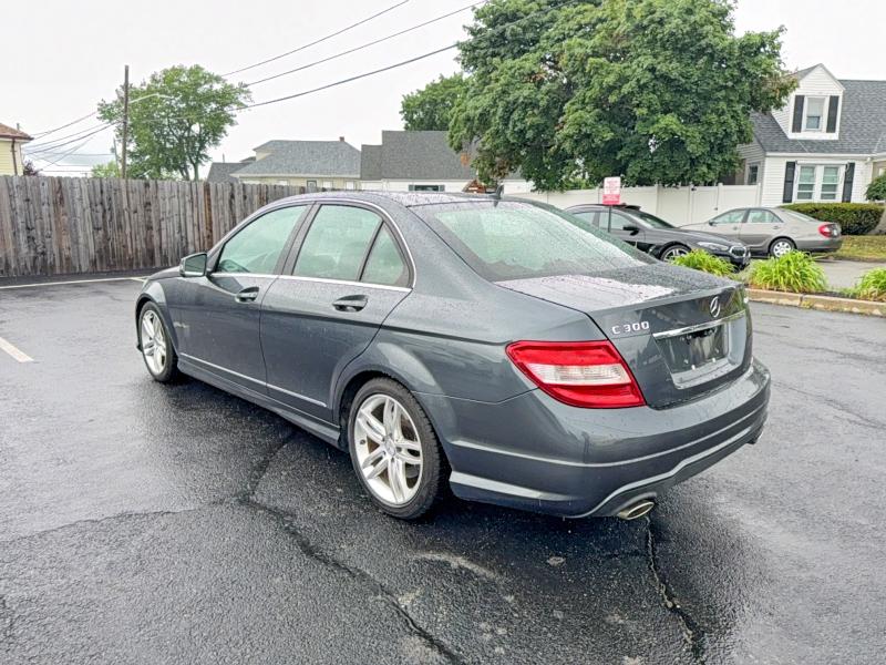 2013 Mercedes-benz VIN WDDGF8AB0DA831516 COPART salvage auction — NORMAL WEAR, Ri - Certificate Of Title (P), sold $2,050 on 2026-07-04 (photo 3)