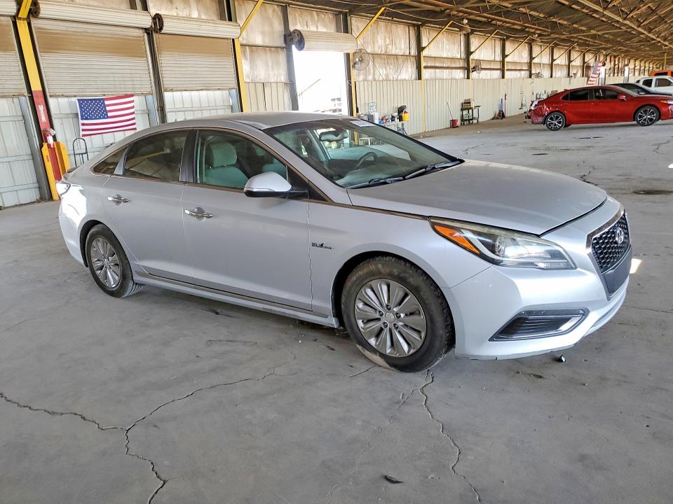 2017 Hyundai Sonata VIN KMHE24L17HA051105 COPART salvage auction — REAR END, Salvage Title, sold $250 on 2026-07-22 (photo 4)