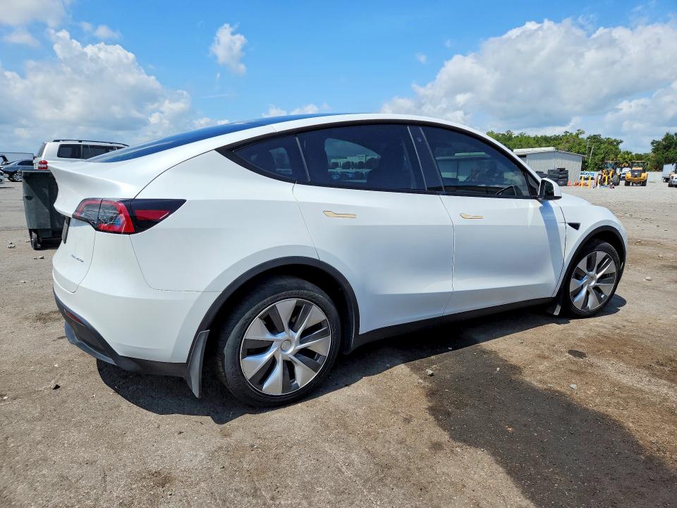 2023 Tesla Model y VIN 7SAYGDEE2PA079340 COPART salvage auction — FRONT END, Fl - Cert Of Title Slvg Rebuildable, sold $14,100 on 2026-07-13 (photo 3)