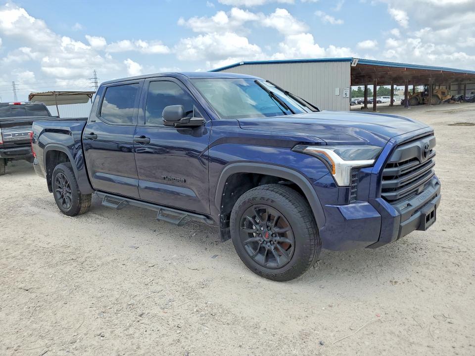 2025 Toyota Tundra VIN 5TFLA5DB9SX315831 COPART salvage auction — WATER/FLOOD, Tx - Salvage Title-Flood Damage, sold $21,600 on 2026-07-28 (photo 4)