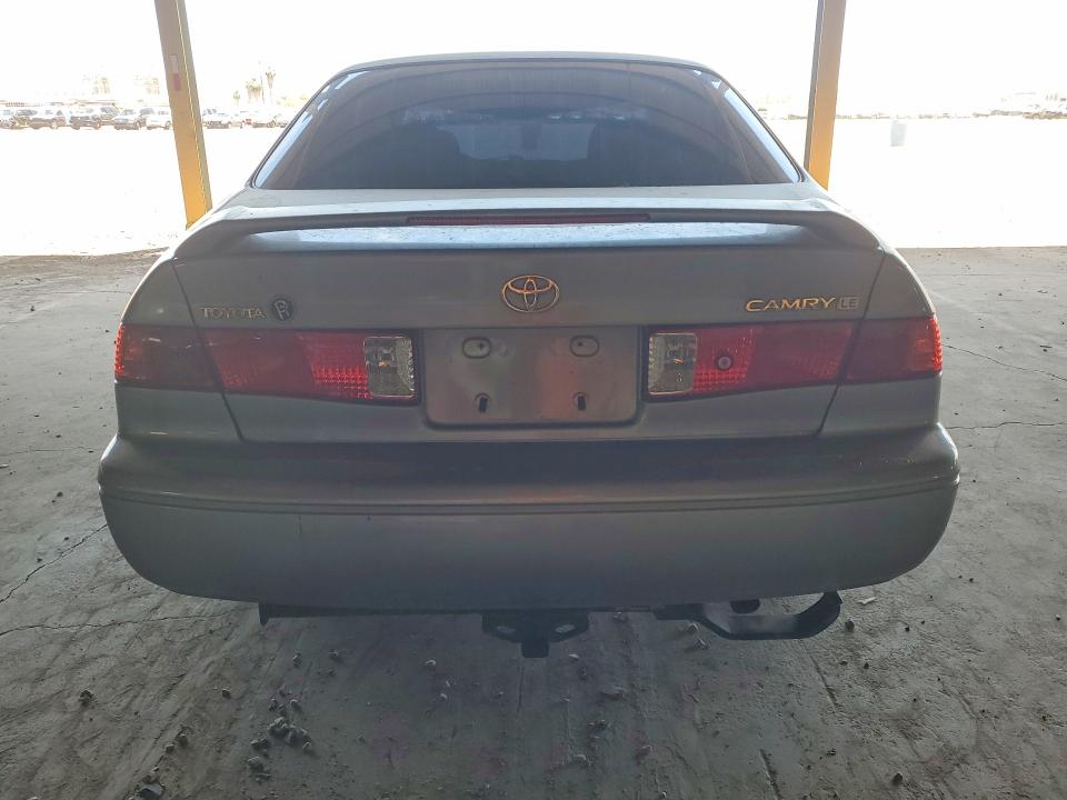 2001 Toyota Camry VIN JT2BG28K510602392 COPART salvage auction — MINOR DENT/SCRATCHES, Az - Certificate Of Title, sold $600 on 2026-07-06 (photo 6)