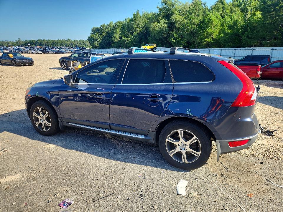 2013 Volvo Xc60 VIN YV4902DZ3D2379207 COPART salvage auction — FRONT END, Fl - Cert Of Title Slvg Rebuildable, sold $400 on 2026-07-10 (photo 2)