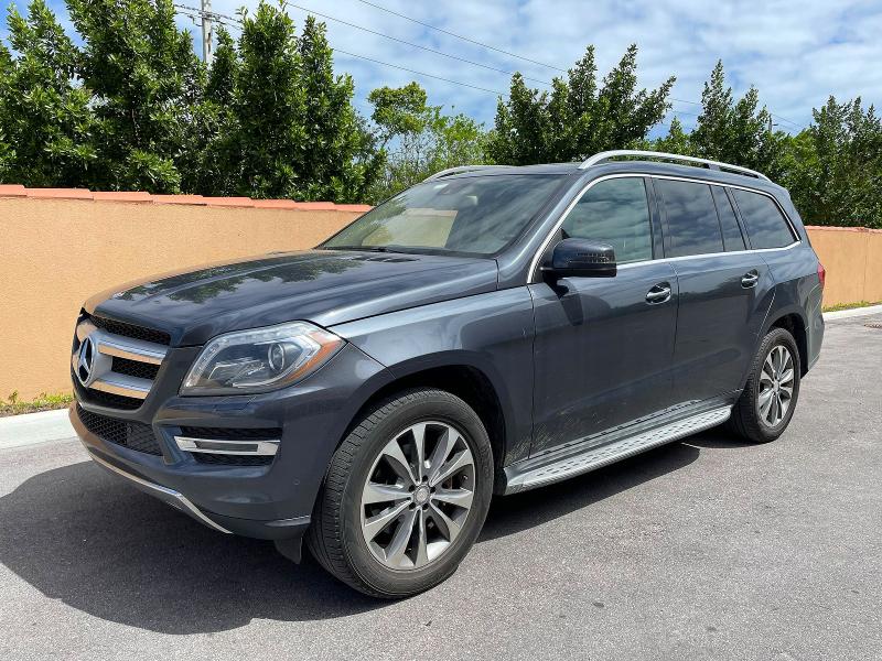2015 Mercedes-benz Gl-klasse VIN 4JGDF6EE5FA598124 COPART salvage auction — MINOR DENT/SCRATCHES, Fl - Certificate Of Title (P), sold $2,550 on 2026-07-30 (photo 2)