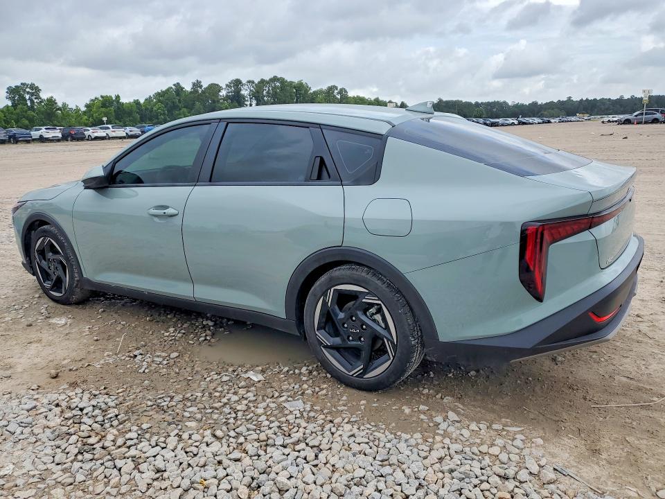 2025 Kia K4 VIN 3KPFU4DE2SE015377 COPART salvage auction — WATER/FLOOD, Tx - Salvage Title-Flood Damage, sold $8,100 on 2026-07-02 (photo 2)