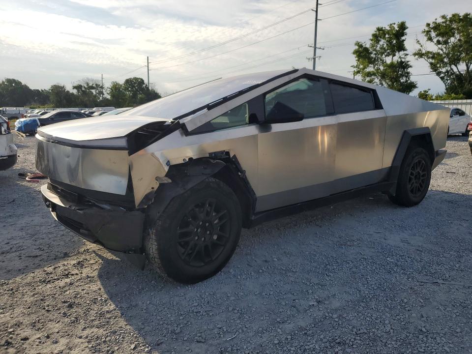 2024 Tesla Cybertruck VIN 7G2CEHED2RA050979 COPART salvage auction — FRONT END, Fl - Cert Of Title Slvg Rebuildable, sold $24,200 on 2026-07-07 (photo 1)