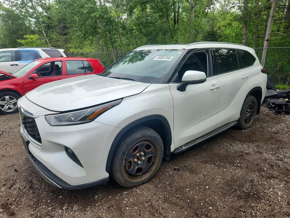 2022 Toyota Highlander VIN 5TDFZRBHXNS165341 COPART salvage auction — STRIPPED, On - Permit No Brand - Unfit, sold $25,750 on 2026-07-07 (photo 1)