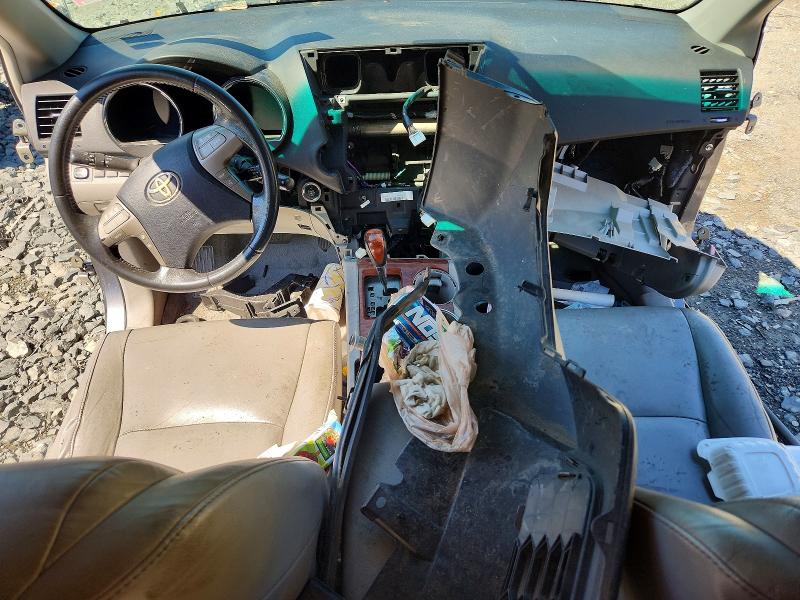 2010 Toyota Highlander VIN 5TDDK3EH7AS037170 COPART salvage auction — STRIPPED, Md - Cert Of Salvage > 75% Damage, sold $200 on 2026-07-14 (photo 8)