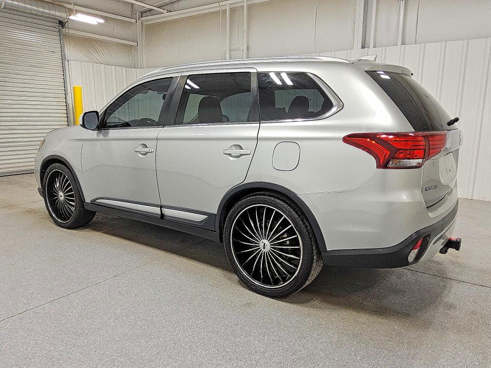 2019 Mitsubishi Outlander VIN JA4AZ3A38KZ008134 COPART salvage auction — NORMAL WEAR, Az - Certificate Of Title, sold $225 on 2026-07-09 (photo 2)