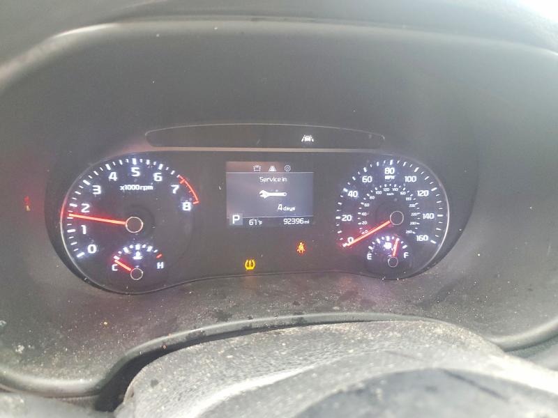 2022 Kia Soul VIN KNDJ23AU6N7816551 COPART salvage auction — MINOR DENT/SCRATCHES, IL - CERTIFICATE OF TITLE, sold $3,300 on 2026-07-16 (photo 9)