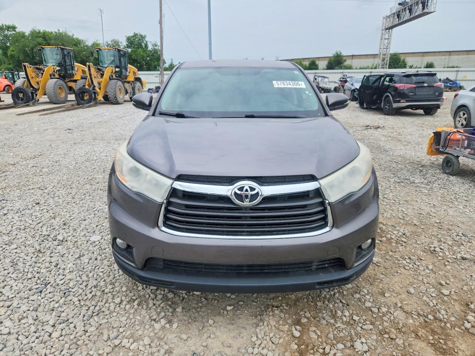 2014 Toyota VIN 5TDZKRFH8ES014915 COPART salvage auction — REAR END, Oh - Certificate Of Title, sold $8,200 on 2026-07-24 (photo 5)