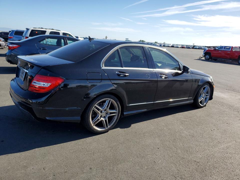 2013 Mercedes-benz C-klasse VIN WDDGF4HBXDR252386 COPART salvage auction — FRONT END, CA - SALVAGE CERTIFICATE, sold $1,250 on 2026-07-06 (photo 3)