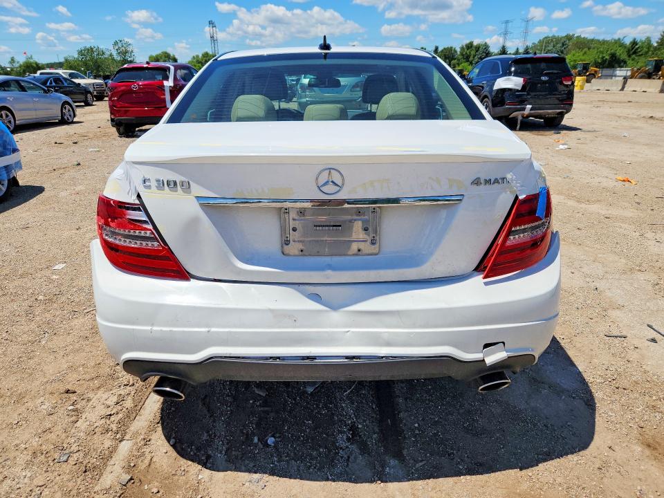 2014 Mercedes-benz C-klasse VIN WDDGF8AB1EA938429 COPART salvage auction — REAR END, Il - Salvage Certificate, sold $3,200 on 2026-07-21 (photo 6)