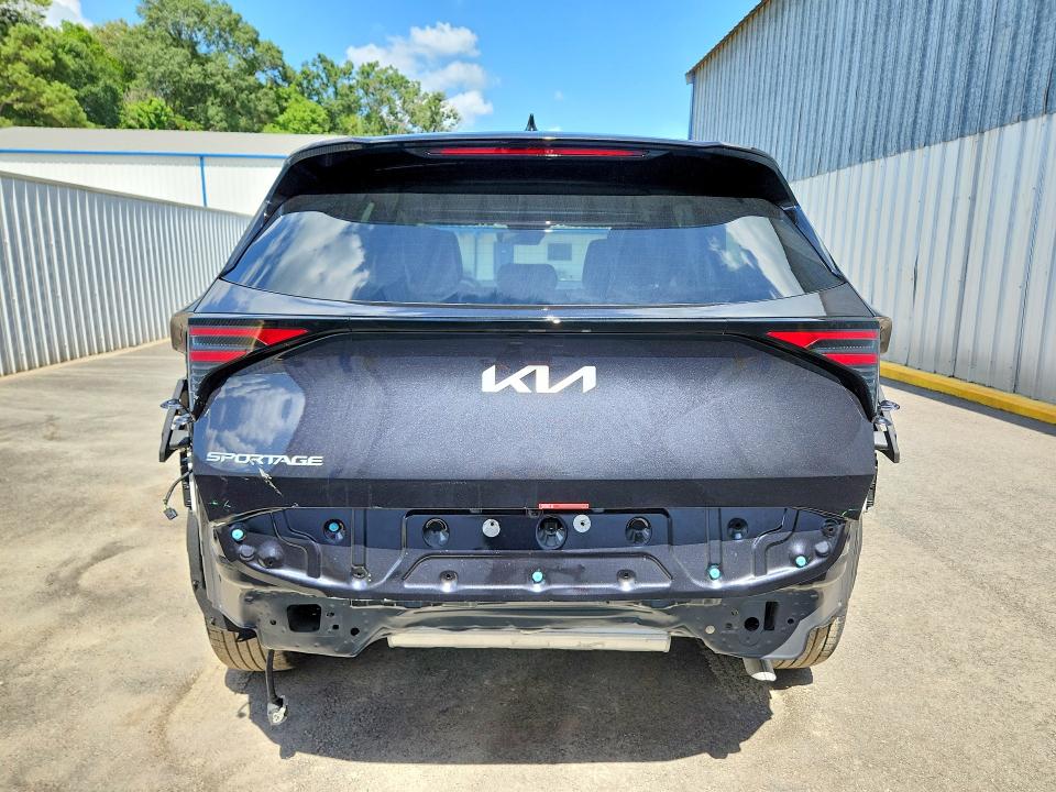 2026 Kia Sportage VIN 5XYK23DF6TG427975 COPART salvage auction — REAR END, La - Certificate Of Title, sold $13,800 on 2026-07-08 (photo 6)