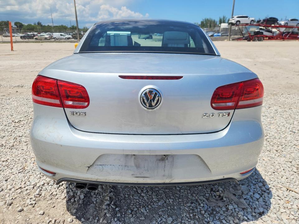 2015 Volkswagen Eos VIN WVWBW8AH4FV000038 COPART salvage auction — FRONT END, Fl - Cert Of Title Slvg Rebuildable, sold $1,300 on 2026-07-14 (photo 6)