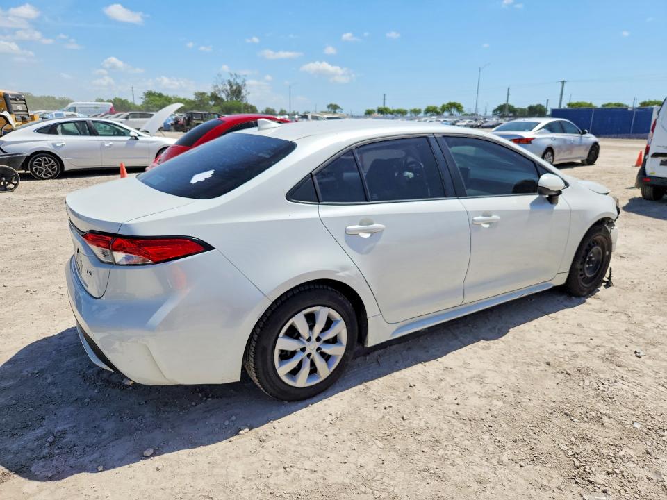 2020 Toyota Corolla VIN 5YFEPRAE9LP083552 COPART salvage auction — FRONT END, Fl - Certificate Of Destruction, sold $350 on 2026-07-29 (photo 3)