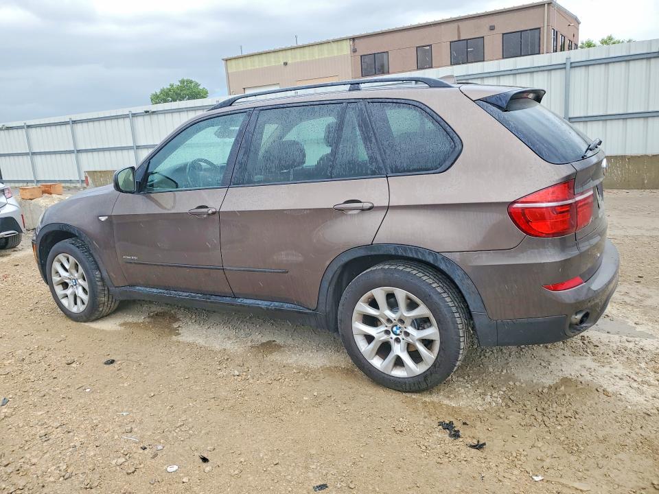 2012 BMW X5 VIN 5UXZV4C5XCL991796 COPART salvage auction — WATER/FLOOD, Mo - Salvage Certificate Of Title, sold $1,750 on 2026-07-30 (photo 2)