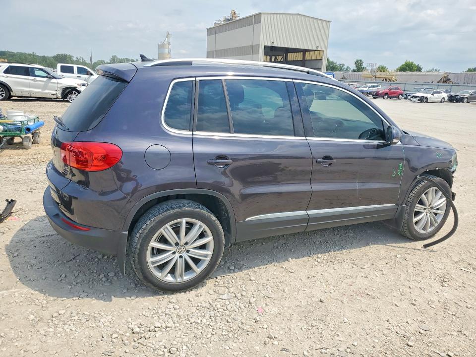 2016 Volkswagen Tiguan VIN WVGBV7AX8GW568465 COPART salvage auction — FRONT END, Mo - Salvage Certificate Of Title, sold $1,200 on 2026-08-18 (photo 3)