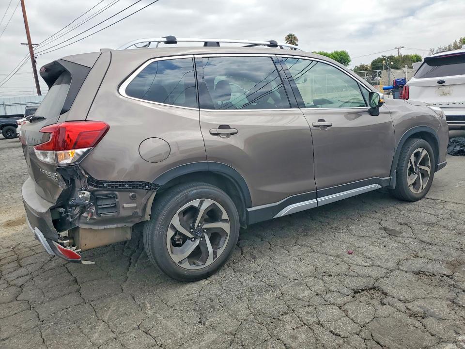 2023 Subaru Forester VIN JF2SKARC5PH413518 COPART salvage auction — REAR END, Ca - Salvage Certificate, sold $8,700 on 2026-07-30 (photo 3)