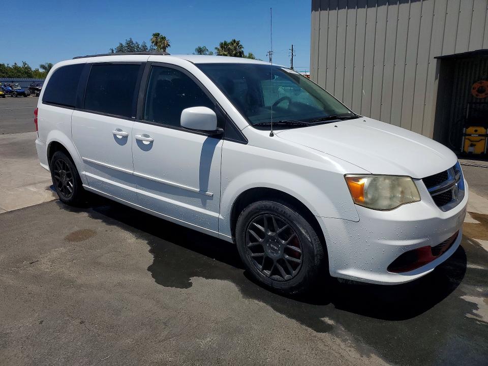 2014 Dodge Caravan VIN 2C4RDGCG5ER344885 COPART salvage auction — MINOR DENT/SCRATCHES, Ca - Dis/Dlr/Exp Only Clean Title, sold $375 on 2026-08-27 (photo 4)