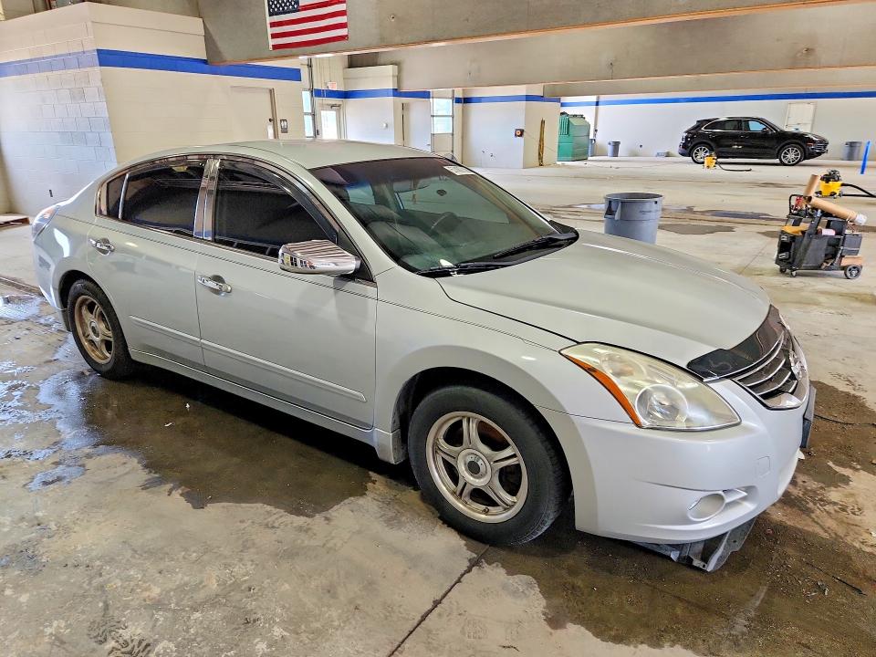2012 Nissan Altima VIN 1N4AL2AP2CN407494 COPART salvage auction — FRONT END, VA - CERT OF TITLE - SALVAGE, sold $575 on 2026-07-02 (photo 4)