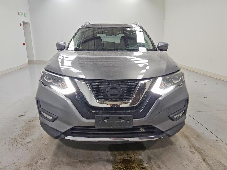 2017 Nissan Rogue VIN JN8AT2MV2HW250608 COPART salvage auction — MINOR DENT/SCRATCHES, Wv - Certificate Of Title, sold $3,550 on 2026-07-07 (photo 5)
