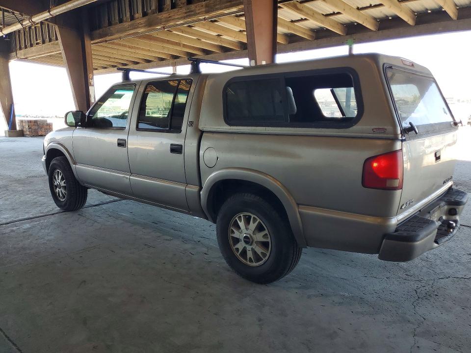 2002 Gmc Sonoma VIN 1GTDT13W32K208282 COPART salvage auction — MINOR DENT/SCRATCHES, Ca - Dis/Dlr/Exp Only Clean Title, sold $750 on 2026-07-02 (photo 2)