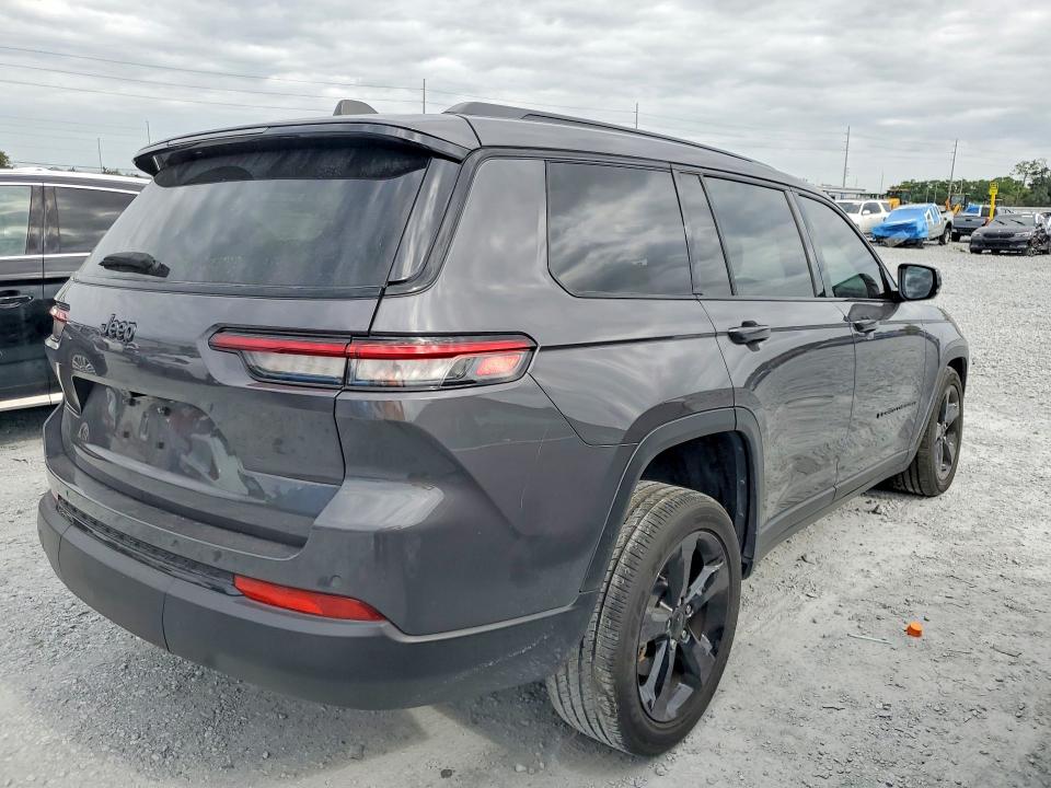 2025 Jeep Cherokee VIN 1C4RJJAGXS8636449 COPART salvage auction — FRONT END, Fl - Cert Of Title Slvg Rebuildable, sold $13,900 on 2026-07-31 (photo 3)