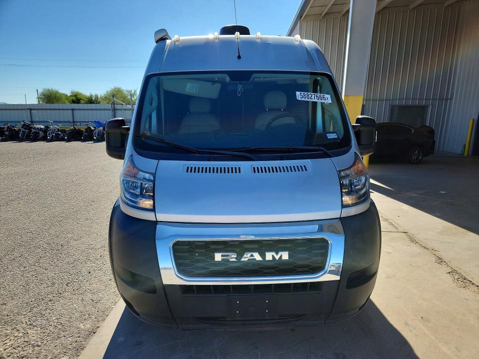 2021 Ram Promaster city VIN 3C6MRVUG6ME557365 COPART salvage auction — MINOR DENT/SCRATCHES, AZ - CERTIFICATE OF TITLE, sold $32,500 on 2026-07-28 (photo 5)