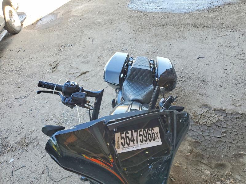 2025 Harley-davidson Fl VIN 1HD1KB71XSB645334 COPART salvage auction — SIDE, TX - SALVAGE VEHICLE TITLE, sold $10,900 on 2026-07-25 (photo 5)