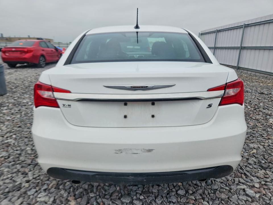 2013 Chrysler 200 VIN 1C3CCBBG3DN738253 COPART salvage auction — FRONT END, Wi - Certificate Of Title, sold $825 on 2026-07-13 (photo 5)