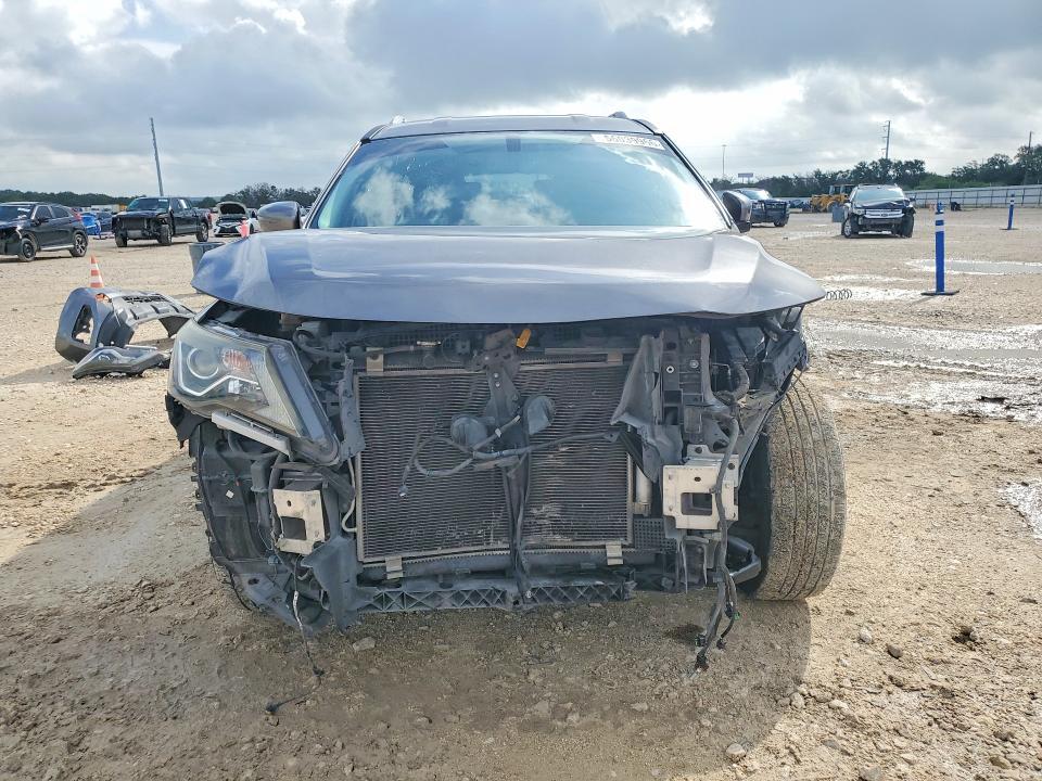 2017 Nissan Pathfinder VIN 5N1DR2MN9HC685842 COPART salvage auction — FRONT END, Tx - Salvage Vehicle Title, sold $2,300 on 2026-07-02 (photo 5)
